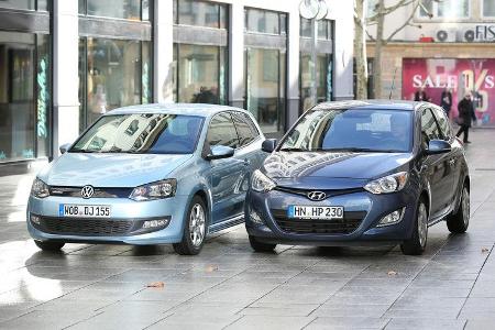 Hyundai i20 Blue 1.1 CRDi Trend, VW Polo 1.2 TDI Blue Motion 87G, Frontansicht