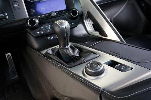 Chevrolet Corvette Stingray, Schalthebel