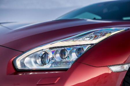 Nissan GT-R 2014, Scheinwerfer