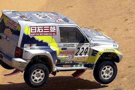 Masuoka/Maimon im freien Flug.