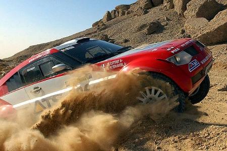 Stephane Peterhansel im Mitsubishi.