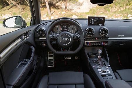 Audi S3 2.0 TFSI Quattro S tronic, Cockpit