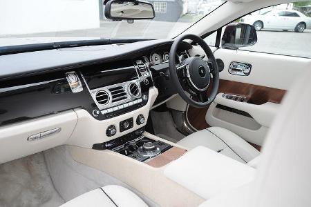 Rolls-Royce Wraith, Cockpit