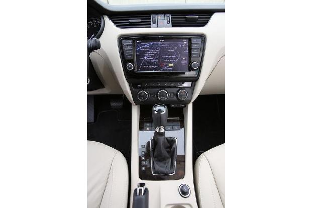 Skoda Octavia Combi, Mittelkonsole