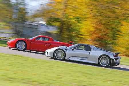 Porsche 918 Spyder, Porsche Carrera GT, Seitenansicht