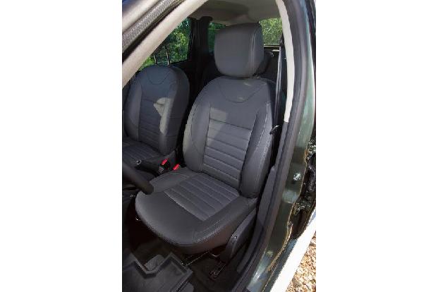 Dacia Duster dCi 110 4x4, Fahrersitz