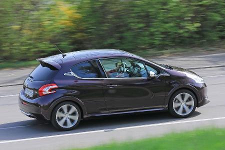 Peugeot 208 XY 155 THP, Seitenansicht