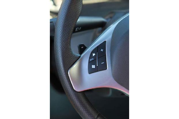 Alfa Romeo Mito TCT, Lenkrad