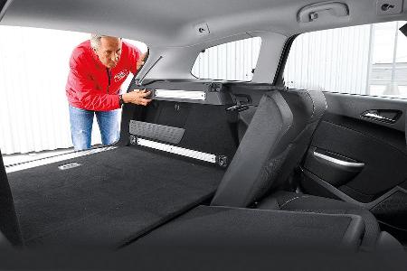 Opel Astra Sports Tourer, umklappbare Rcksitze