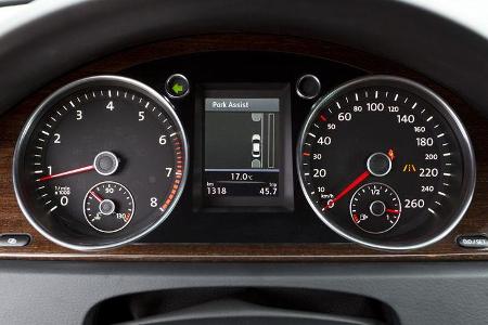 VW Passat, Mittelkonsole, Navigationssystem