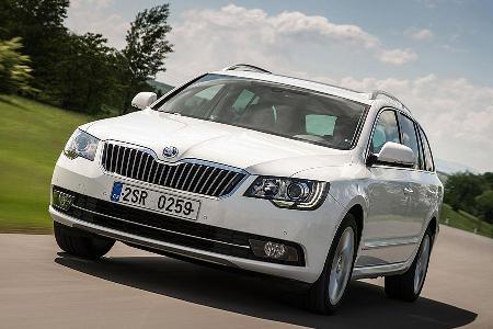 Skoda Superb Combi, Frontansicht
