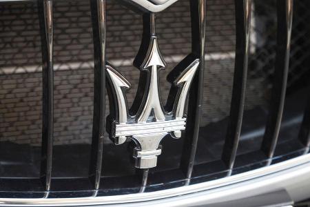 Maserati Quattroporte A Q4, Emblem, Dreizack