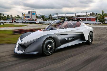 08/2016, Nissan Bladeglider Fahrbericht