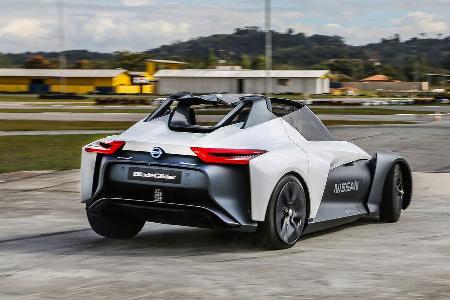 08/2016, Nissan Bladeglider Fahrbericht