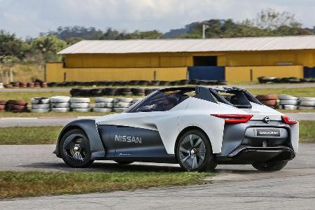 08/2016, Nissan Bladeglider Fahrbericht