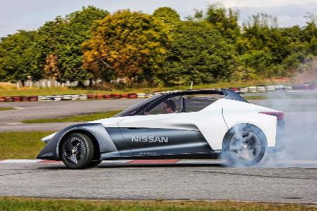 08/2016, Nissan Bladeglider Fahrbericht