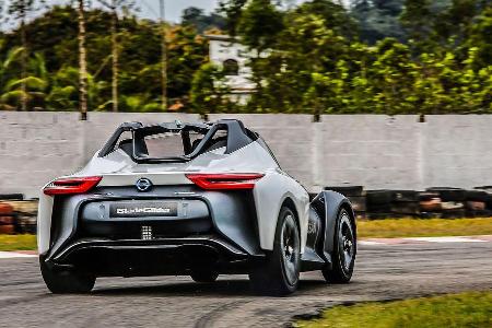 08/2016, Nissan Bladeglider Fahrbericht