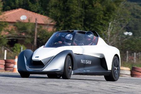 08/2016, Nissan Bladeglider Fahrbericht