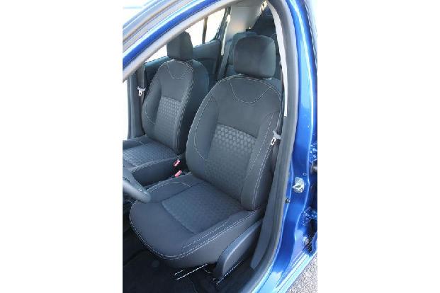 Dacia Sandero, Fahrersitz