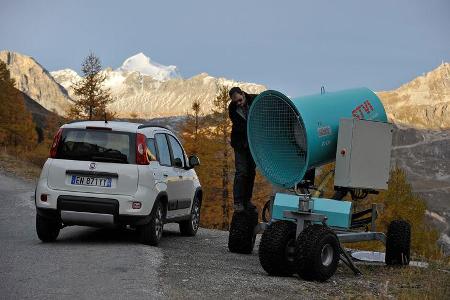 Fiat Panda 1.3 16V Multijet 4X4, Heckansicht, Schneekanone