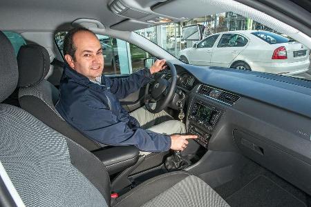 Skoda Rapid 1.2 TSI, Cockpit, Lenkrad