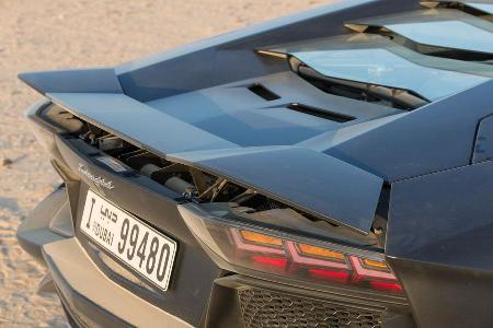 Lamborghini Aventador LP 700-4, Heck, Spoiler