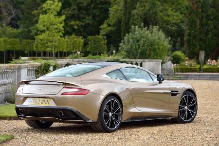 Aston Martin Vanquish, Heckansicht