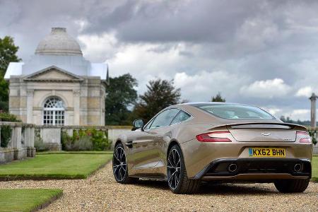 Aston Martin Vanquish, Heckansicht