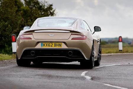 Aston Martin Vanquish, Heckansicht