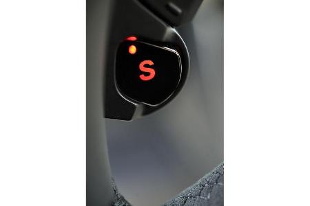 Aston Martin Vanquish, Lenkradschalter