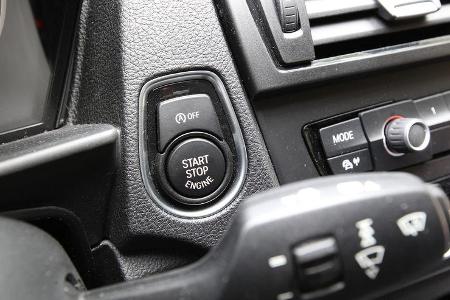 BMW 114i, Start-Stopp-Automatik, Lenkradhebel