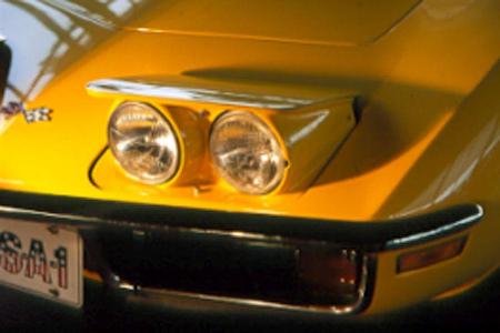 Klappscheiwerfer der Chevrolet Corvette Stingray 454