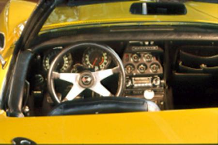 Armaturenbrett der Chevrolet Corvette Stingray 454