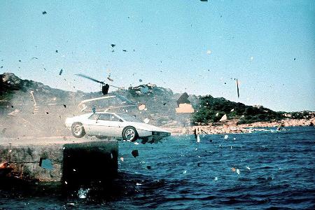 Auf allen Untergründen genügend Haftung. Selbst unter Wasser macht der englische Keil eine gute Figur.