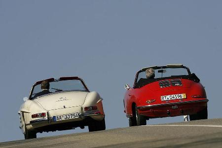 Was keiner sieht: Beide Cabrios besitzen authentische Rennsport-Technik, die sie unter ihren Karosserien verbergen.