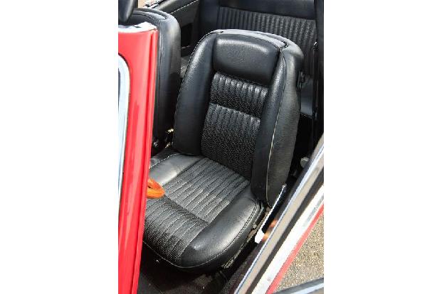 Triumph Stag Fahrersitz