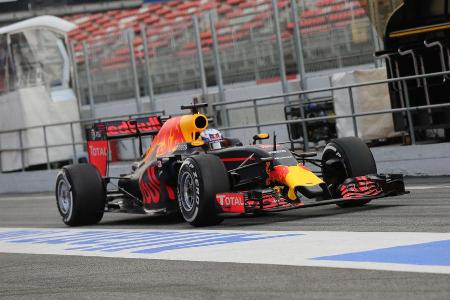 Daniel Ricciardo - Red Bull - Formel 1-Test - Barcelona - 23. Februar 2016