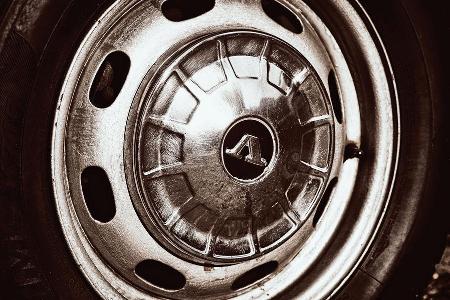 Volvo 144 de Luxe, Radhaube, Felge