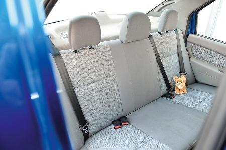 Dacia Logan 1.4 MPI, Rcksitz, Rckbank