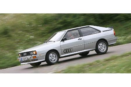 Formal handelt es sich um einen Ableger der 80 Limousine.