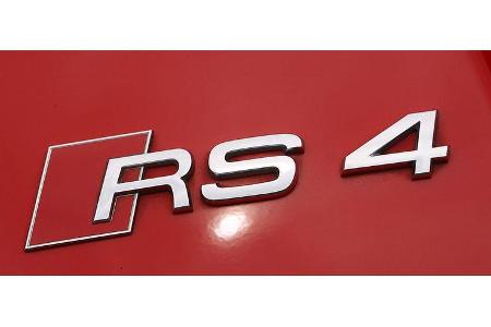 Der 4,2 Liter-Achtzylinder im RS4 spritzt das Benzin direkt in die Brennräume.