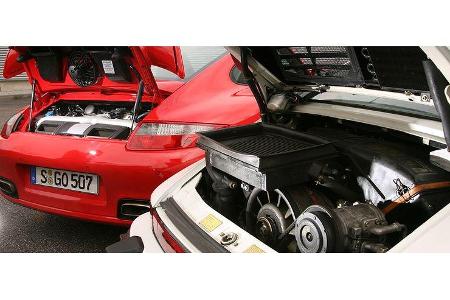 Aufgeladener Boxer im Heck, damals mit 300 PS, heute mit 480 PS.