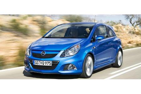 Für kurviges Geläuf ist der Corsa OPC bestens profiliert. Schnelle Richtungswechsel nimmt er präzise, verlässlich und absolu...