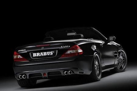 Der 6,3 Liter-V12 bringt es auf 730 PS.