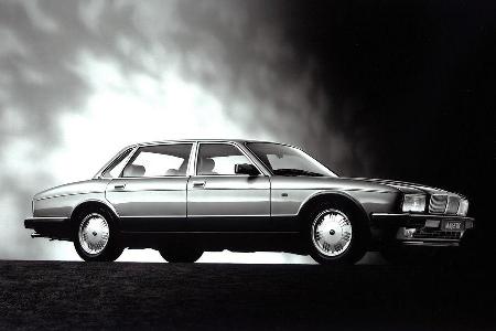 Jaguar XJ6 4.0, Seitenansicht