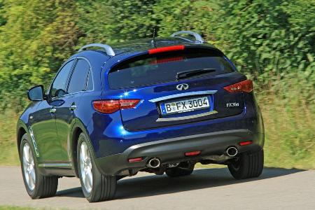 Infiniti FX30d GT Premium, Heckansicht
