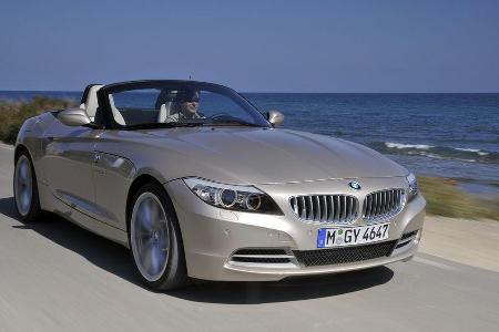 Mit seinem Plus an Länge, Breite und Höhe legt der Z4 nicht nur im Raumangebot, sondern auch gewichtsmäßig ordentlich zu: