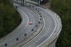 Ferrari LaFerrari, Frontansicht, Autobahn