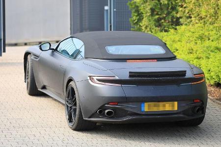Aston Martin DBS Superleggera Volante Muletto Erlkönig