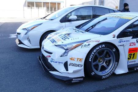 Toyota Prius ZVW50 - Rennauto - SuperGT - GT300